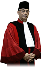 Dr. H. M. Akil Mochtar, S.H., M.H.